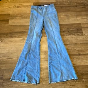 Women’s Tinseltown size 1 bell bottoms